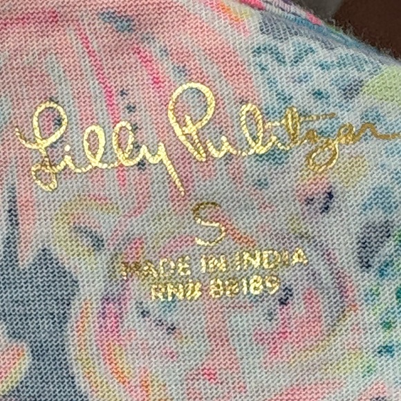 LILLY PULITZER TOP SHIRT BLOUSE EXCELLENT CONDITION - Picture 2 of 5